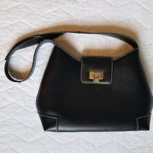 ✨Liz Clairborne Black Shoulder Bag